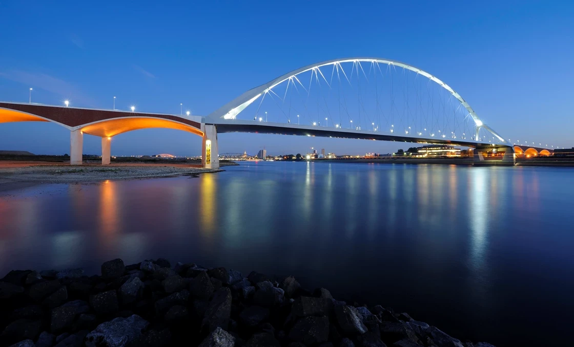 Hoofdafbeelding The Full Experience